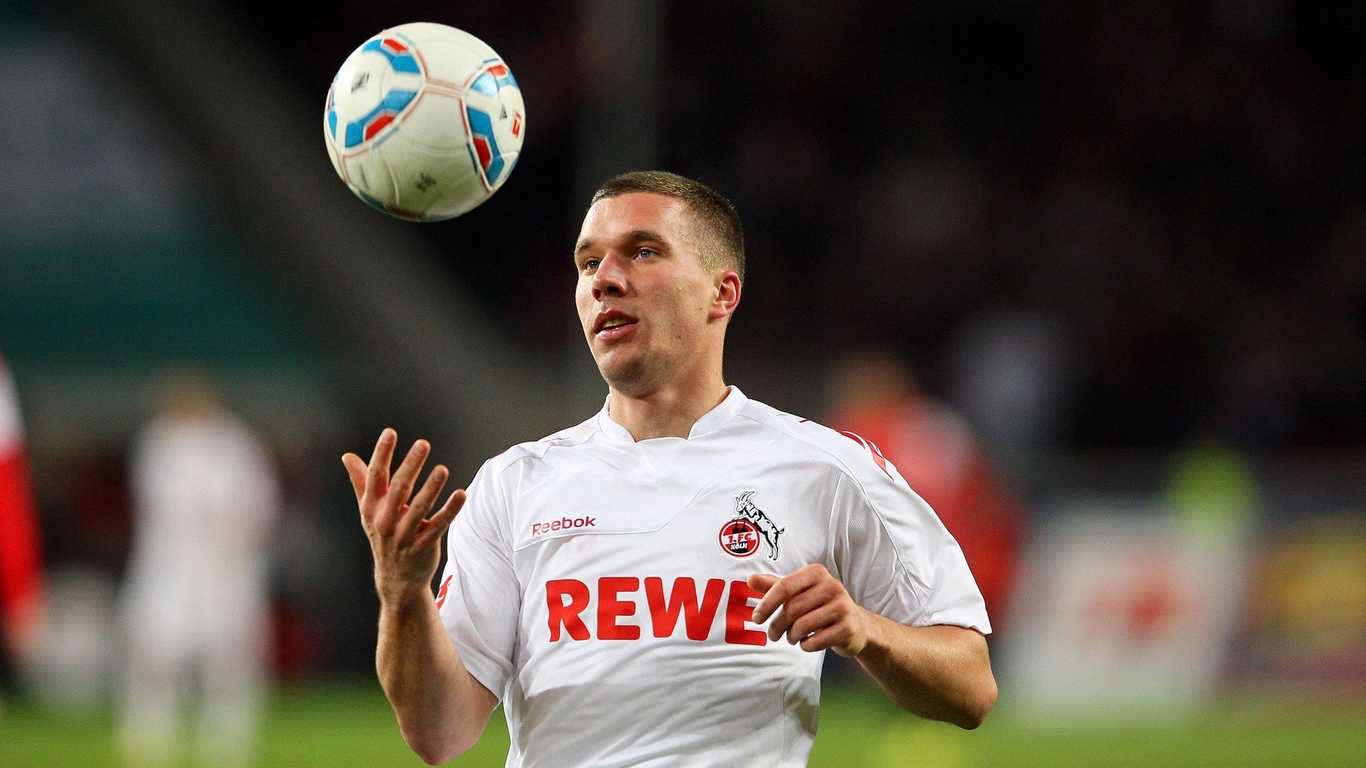 mk体育平台登录入口-世界杯预选赛中国青年队惨败 球迷期待调整阵容,世界杯预选赛中国队怎么样了